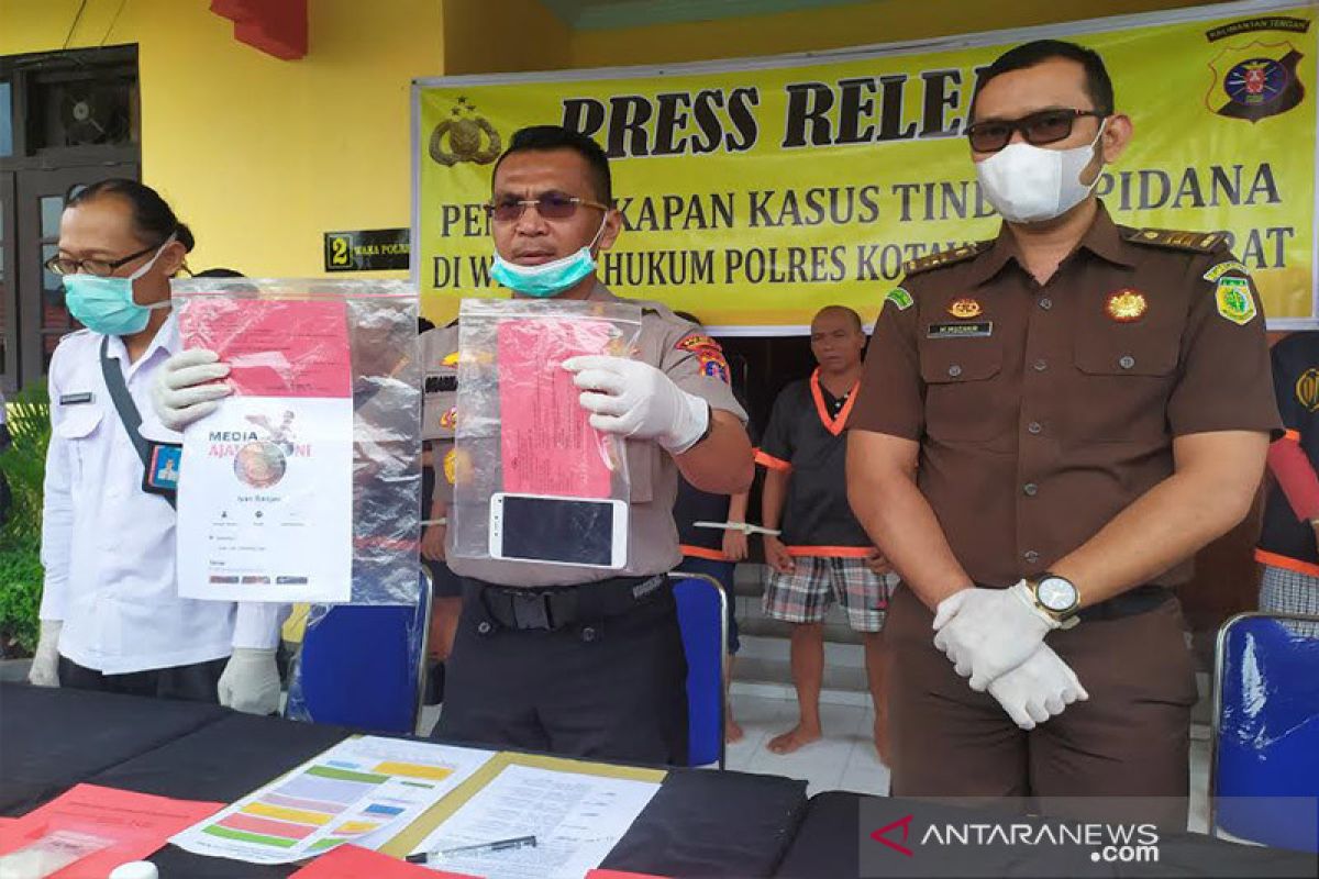 Tuding PT KPC produksi bom, oknum wartawan di Kobar ditangkap polisi