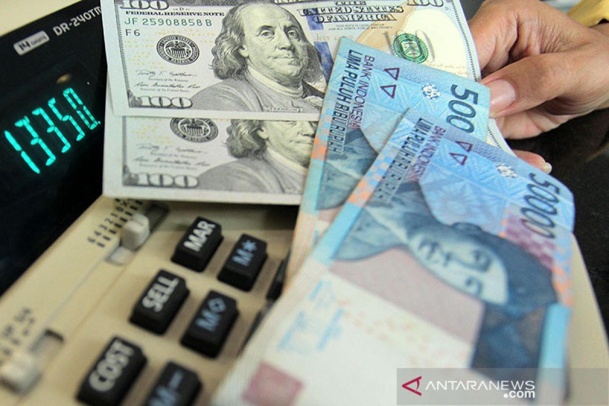 Jelang akhir pekan, transaksi nilai kurs Rupiah tembus di bawah Rp16.000