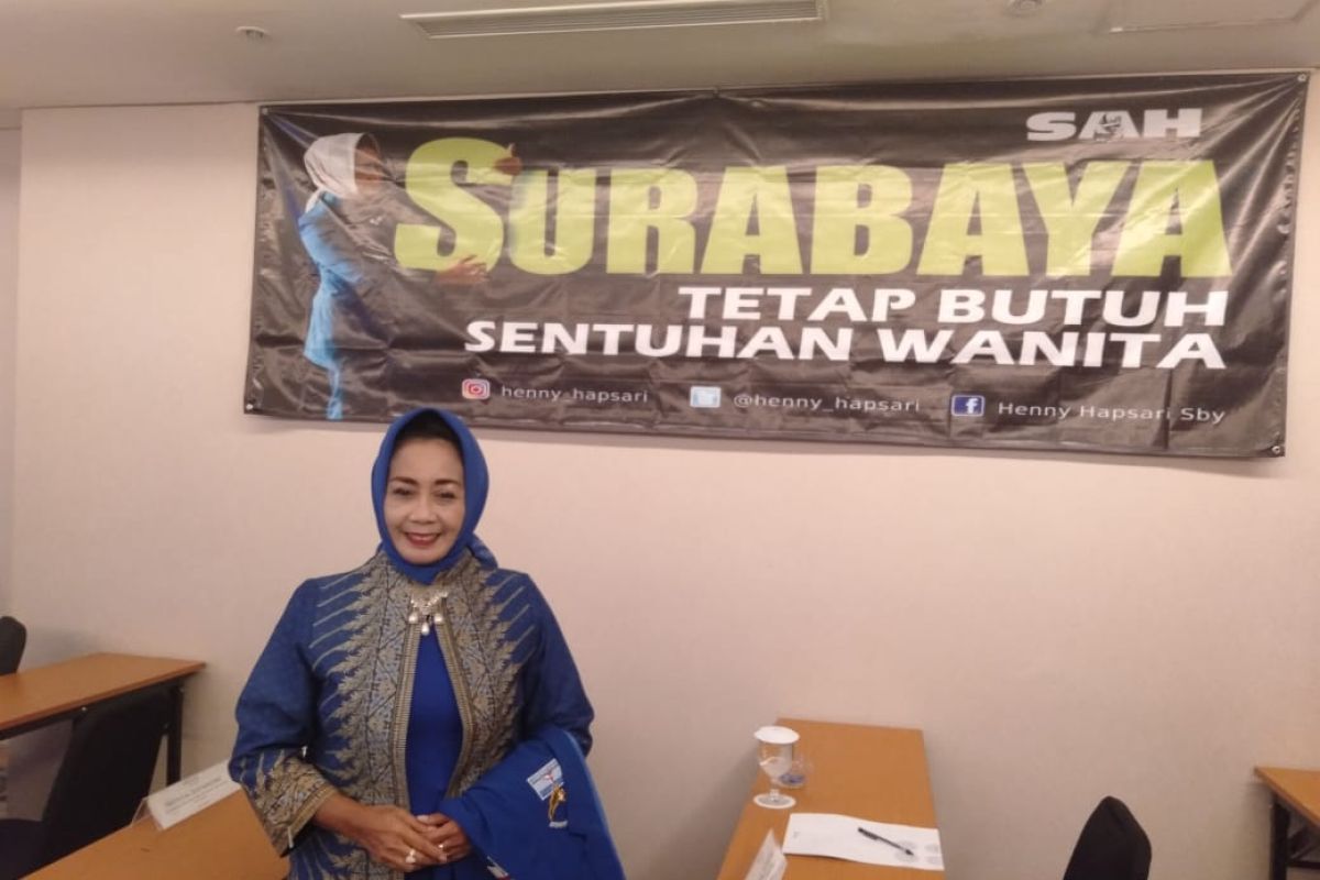 Bacawawali Surabaya bantu alat semprot disinfektan ke 31 PAC Demokrat