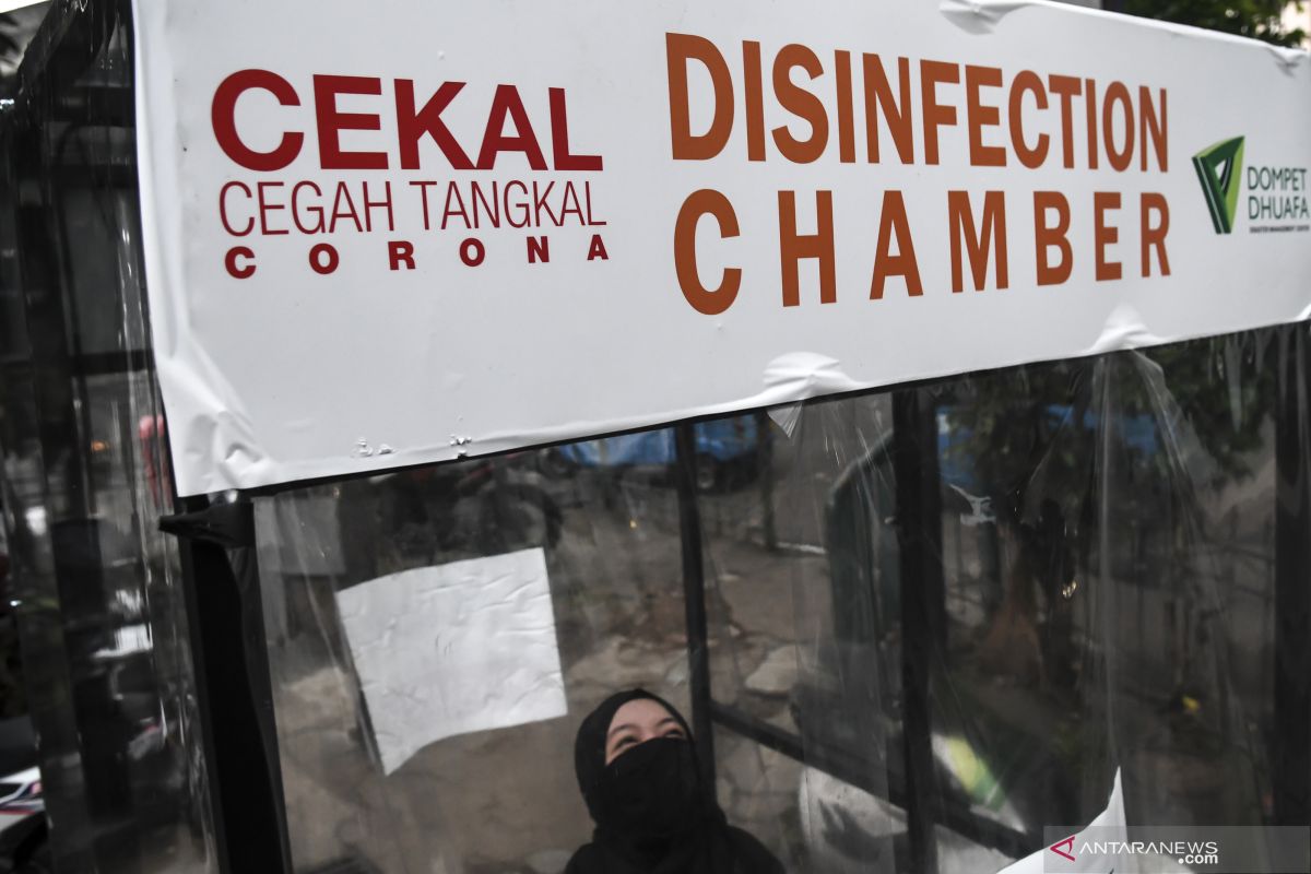 Pakar : Penyemprotan disinfektan tidak dianjurkan dengan cara pengasapan