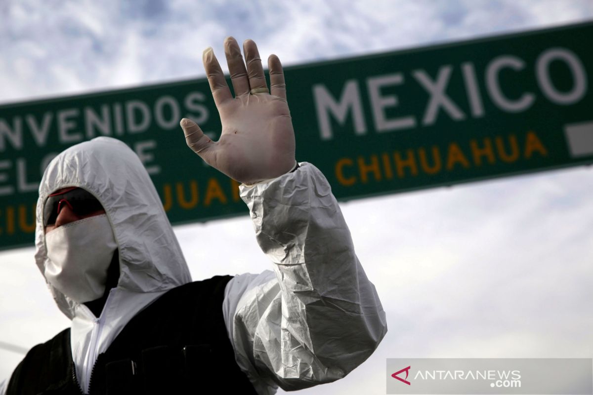 Atasi virus corona, AS akan menambah 500 pasukan di perbatasan Meksiko
