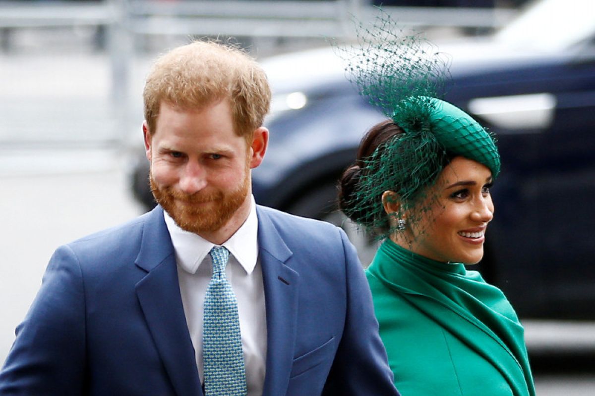 Pangeran Harry disebut tersinggung atas saran kakaknya soal Meghan