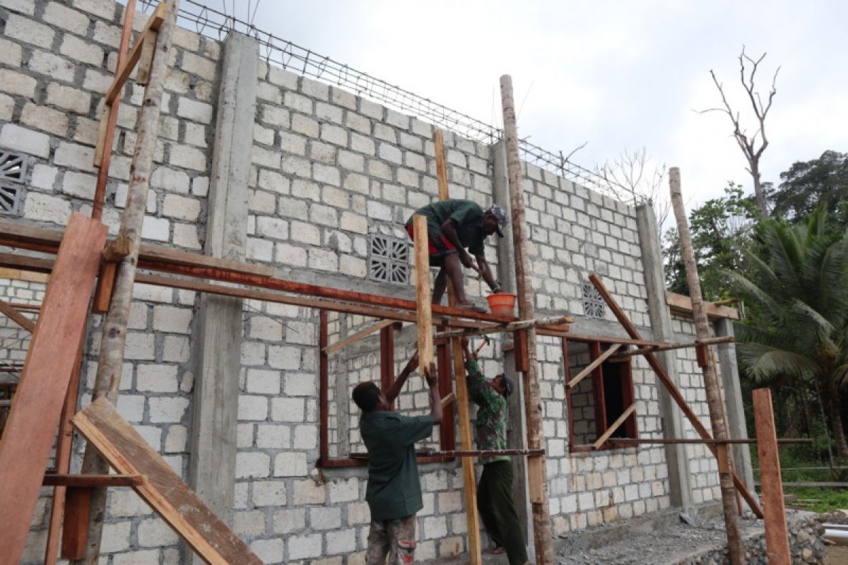 Pekerjaan fisik rumah program TMMD 65 persen