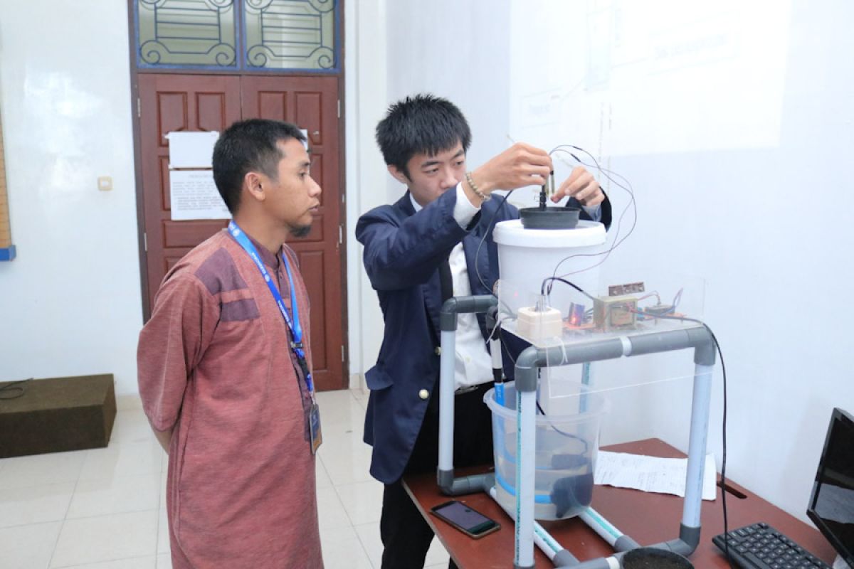Mahasiswa Darmajaya ciptakan rancang bangun sistem control irigasi tetes berbasis IoT