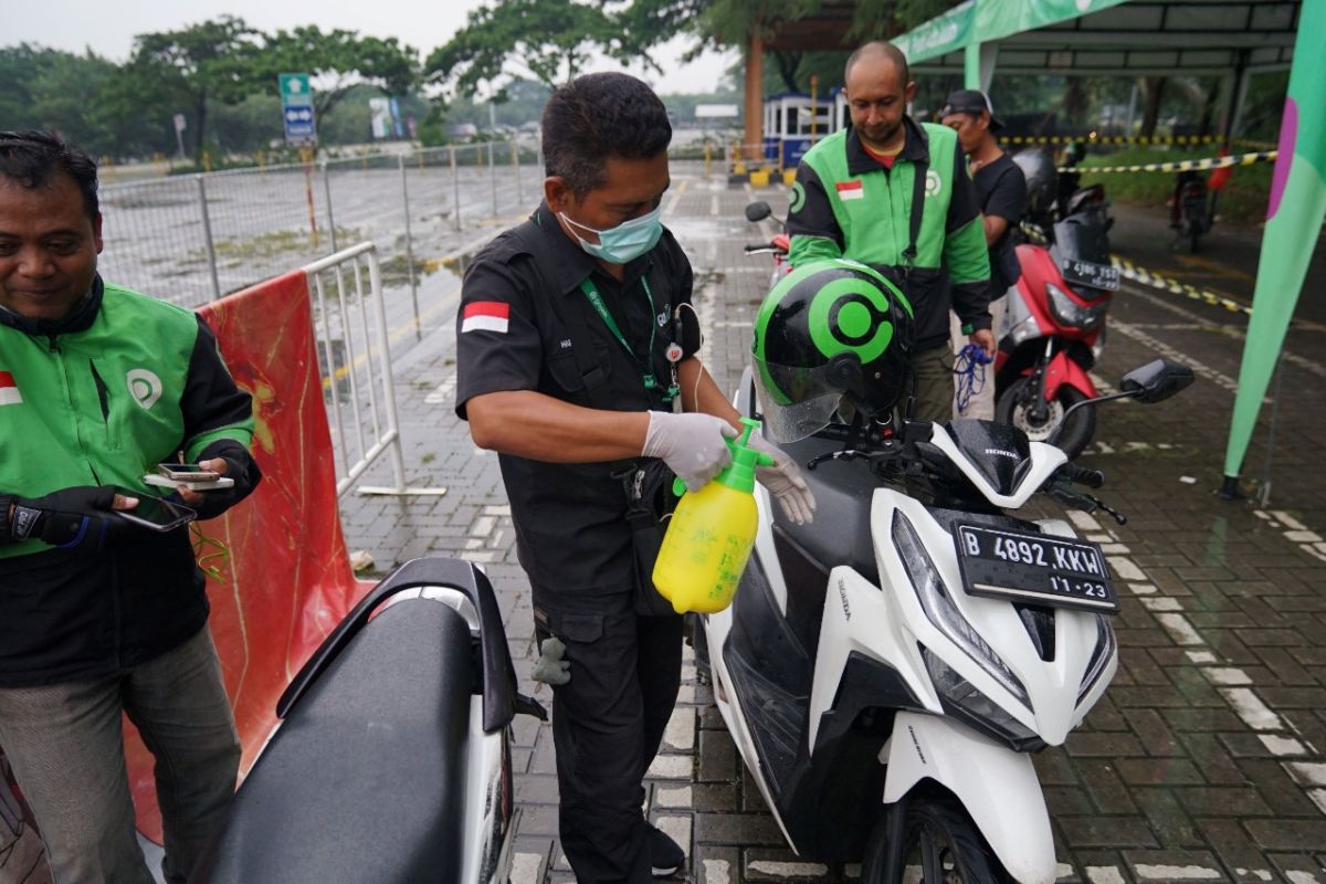 Bisa bawa penumpang lagi, Gojek siapkan prosedur layanan transportasi