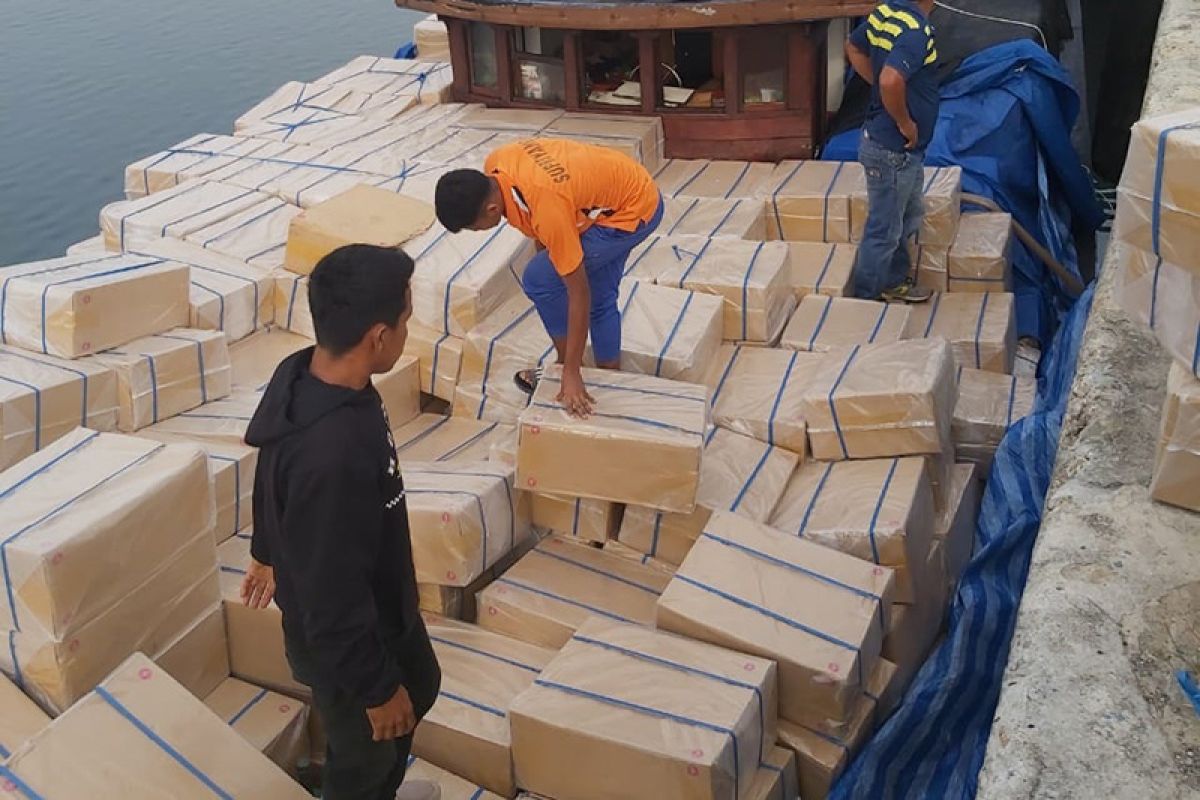 Bea Cukai gagalkan penyelundupan 10,2 juta batang rokok di Aceh Utara