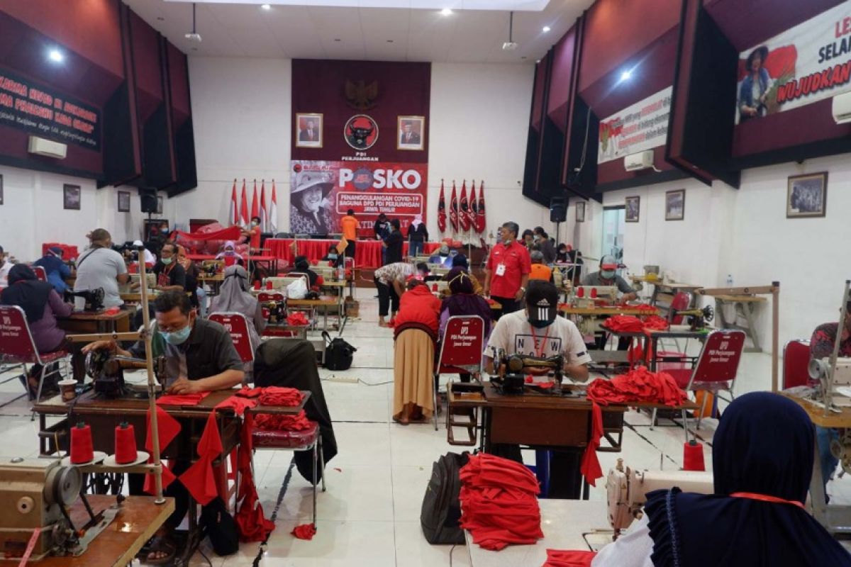 Kantor PDIP Jatim di Surabaya jadi tempat produksi masker dan wastafel