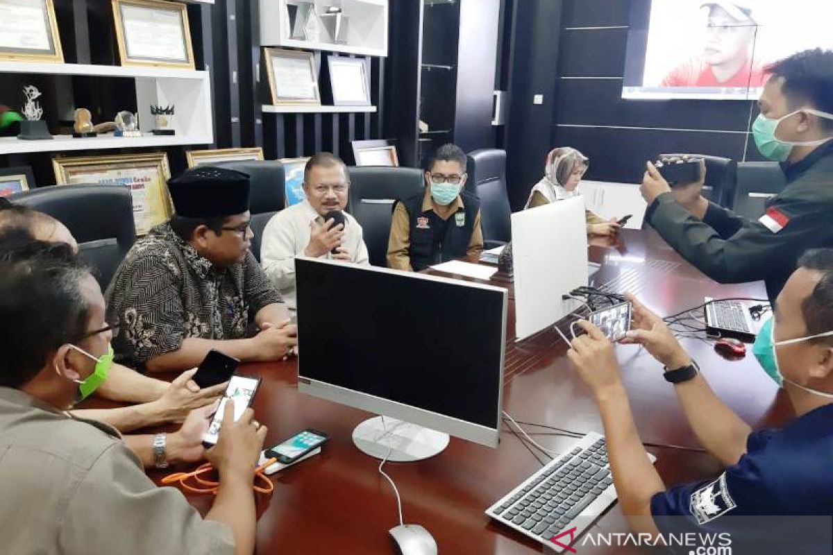 Terkait warganya positif COVID-19, Pemkab Padang Pariaman tegaskan belum mendapatkan surat resmi
