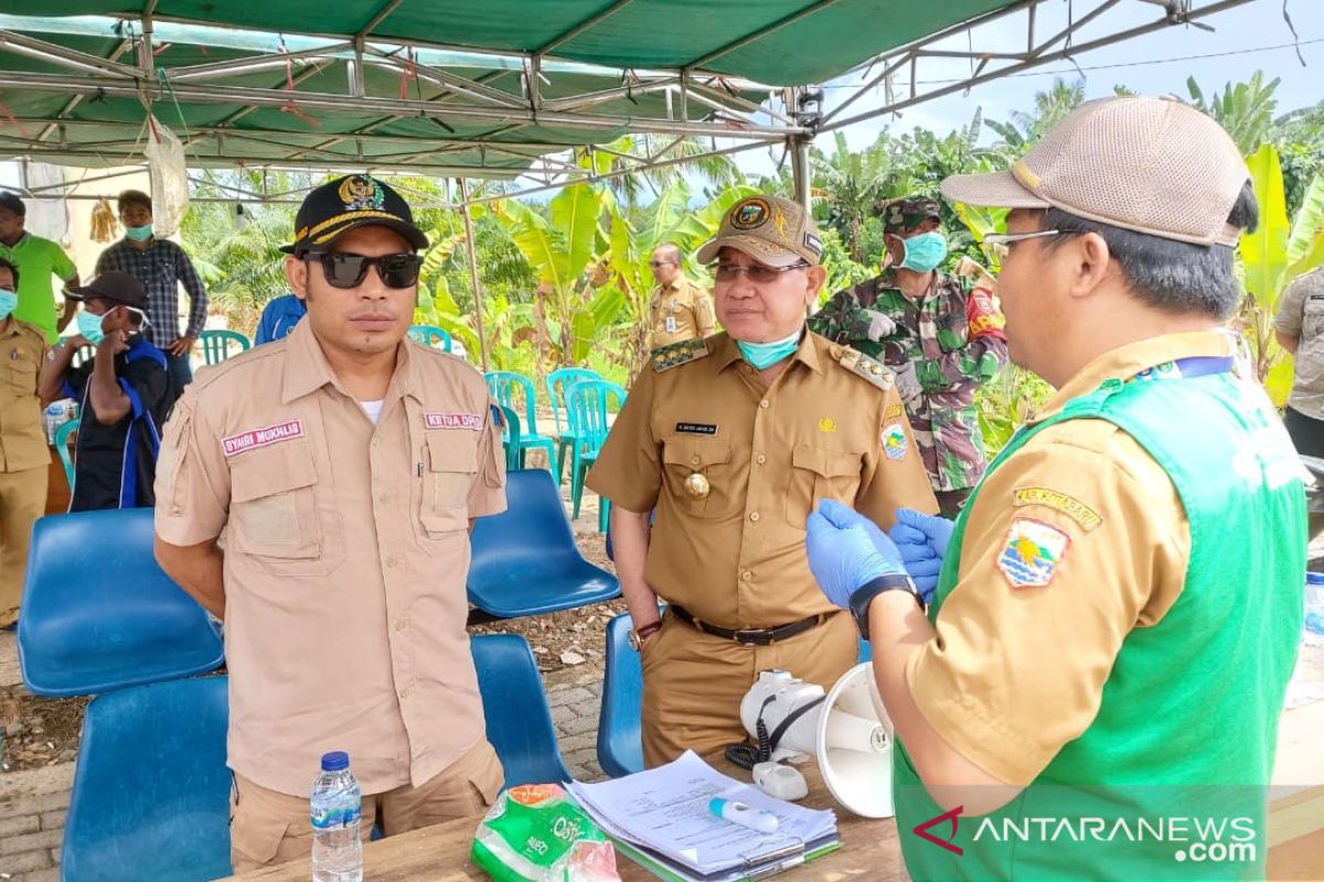 Ketua DPRD-Bupati Kotabaru tinjau posko di perbatasan