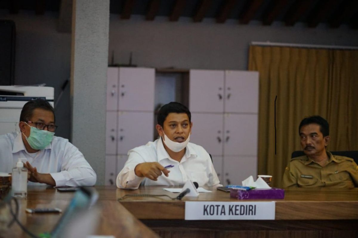 Wali Kota Kediri umumkan tambahan satu pasien positif corona