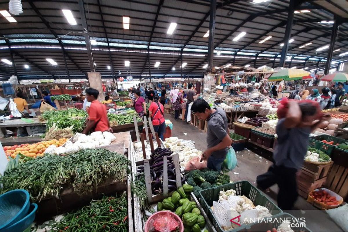 Kadisperindag Tanjungpinang sangkal kabar pasar dan swalayan ditutup