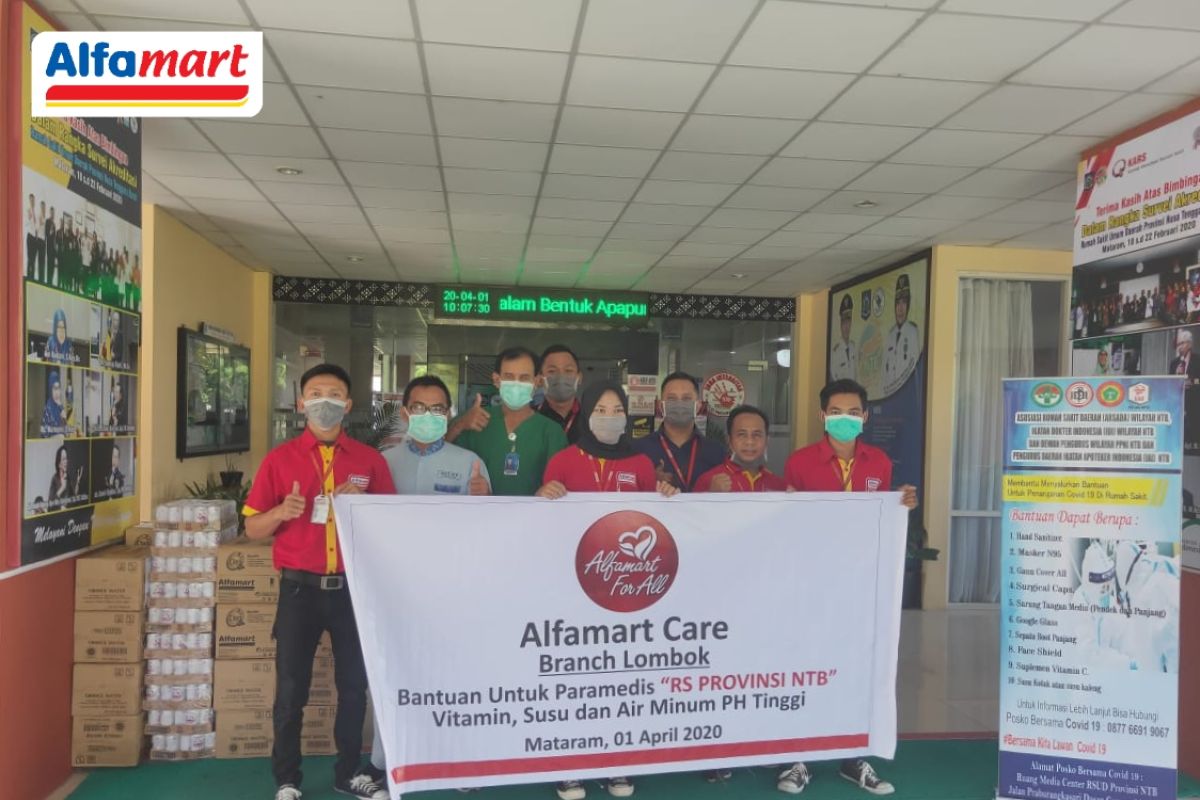 Bantu Tenaga Medis Atasi Corona, Alfamart Salurkan Nutrisi dan Vitamin