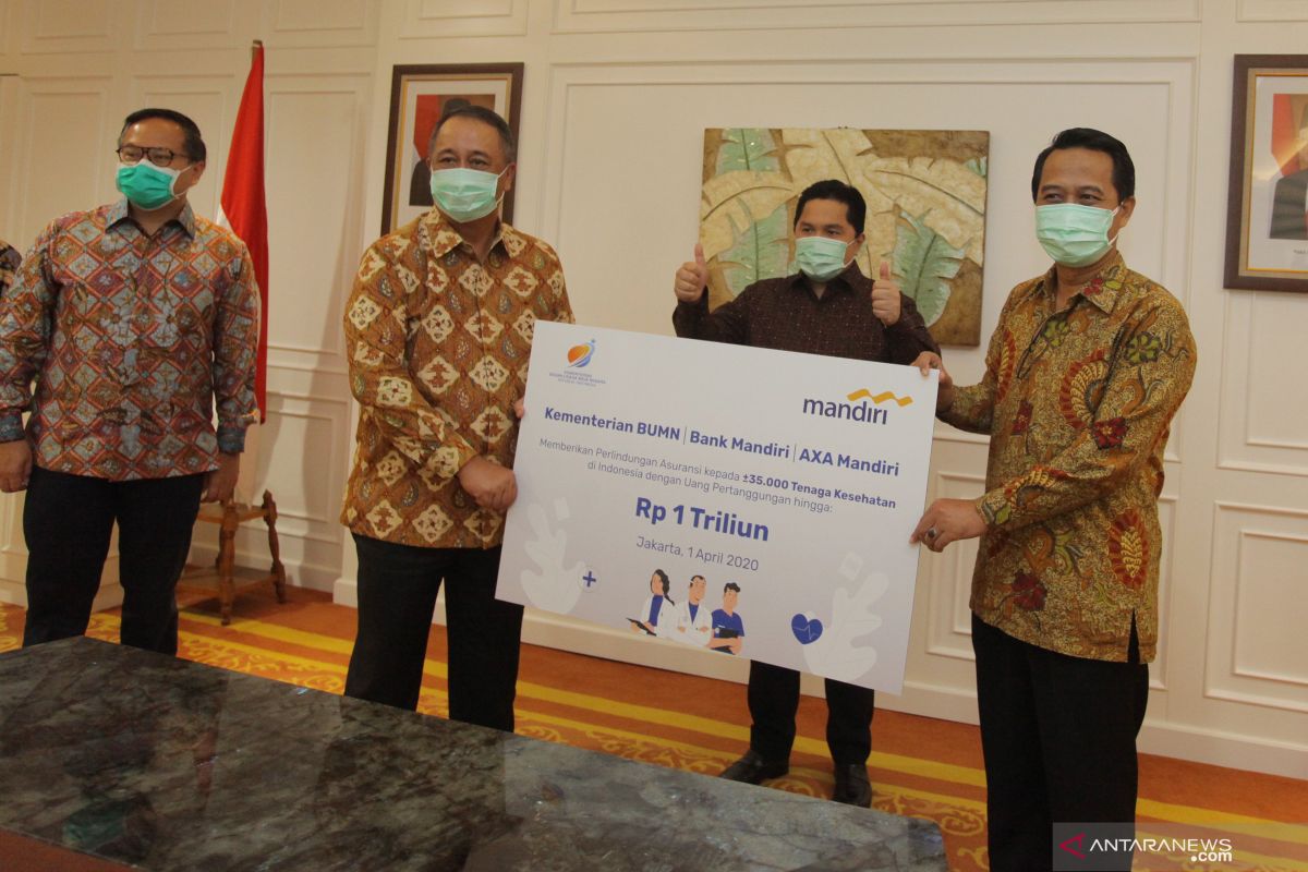 Bank Mandiri salurkan bantuan alat kesehatan ke RS COVID-19 di Jakarta