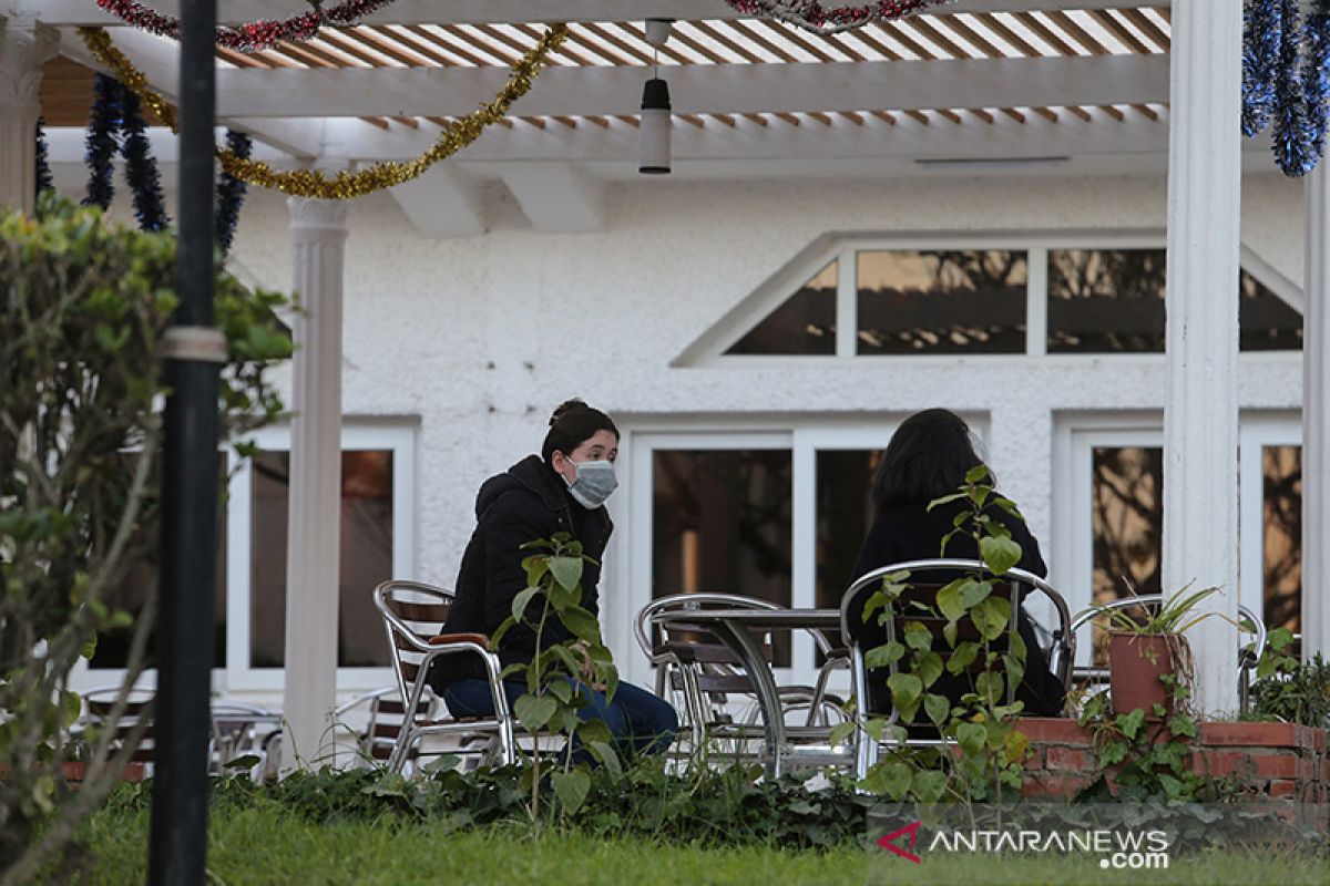 Dari hotel mewah hingga kamp, lokasi karantina di penjuru Asia