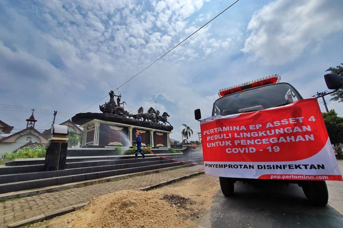 Pertamina EP Asset 4 Fiel Cepu fasilitasi penyemprot disinfektan dengan Mobil Damkar