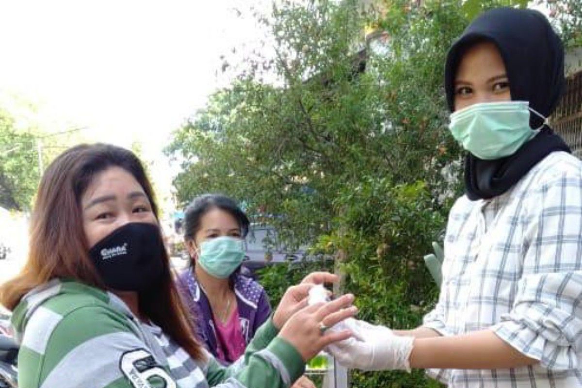 Masyarakat Tionghoa Aceh bagikan pelindung wajah untuk tenaga medis