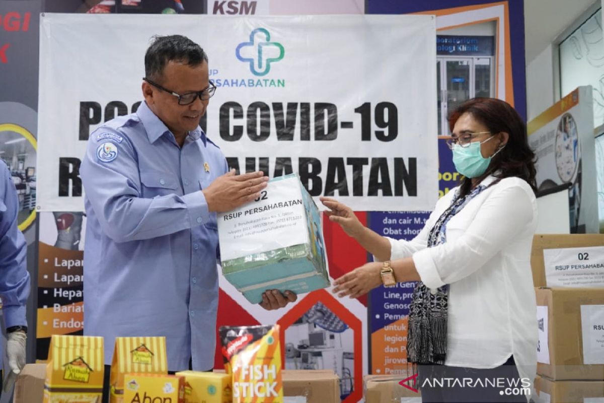 KKP salurkan bantuan protein bagi tenaga medis sejumlah RS di Jakarta