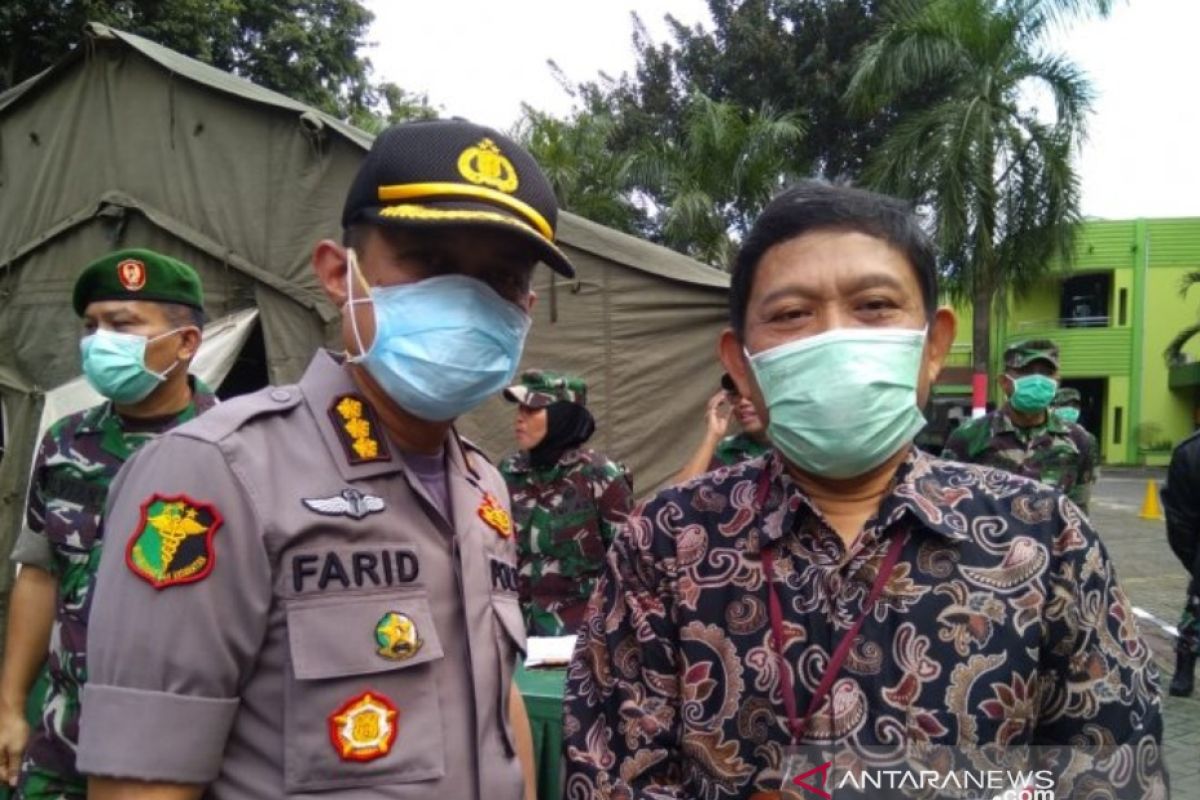 RS Regional Wahidin periksa  40 spesimen setiap hari