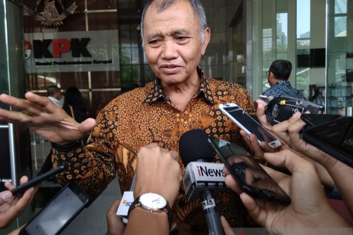 MK lanjutkan sidang revisi UU KPK