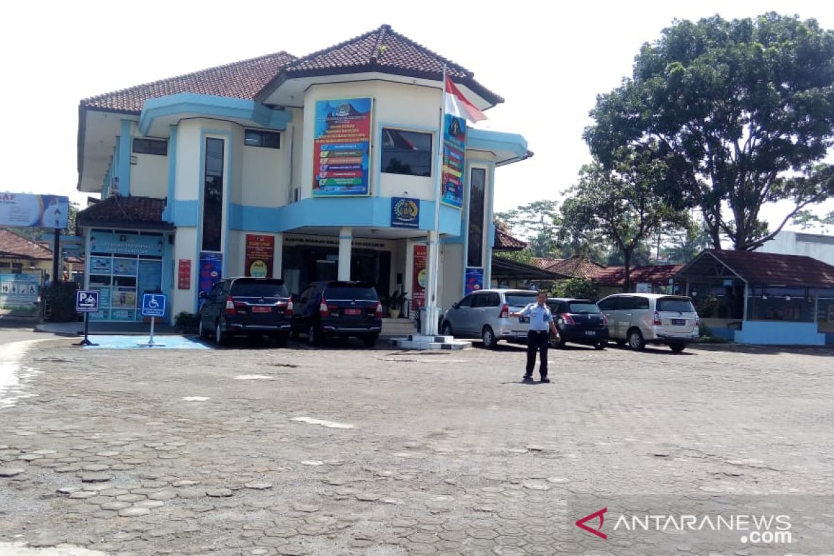 Kantor Imigrasi melarang WNA masuk Sukabumi dan Cianjur