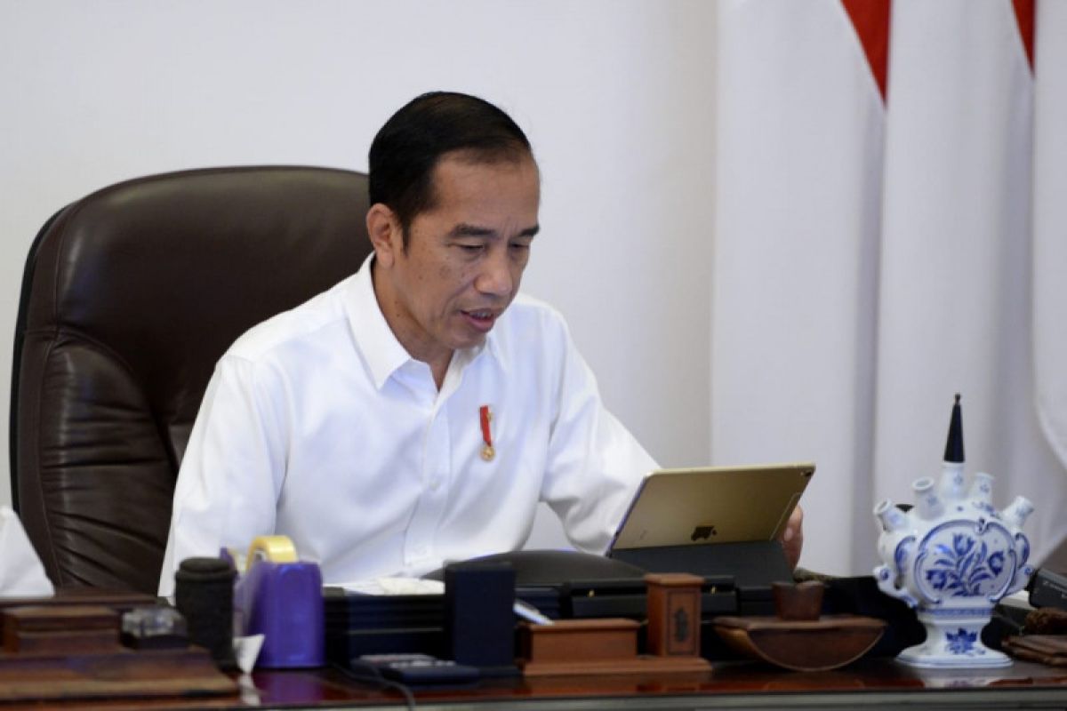 Jokowi: Gunakan Dana Desa untuk tangani COVID-19