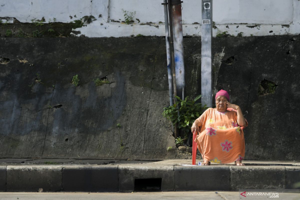 1.500 warga Kecamatan Kembangan jalani isolasi mandiri