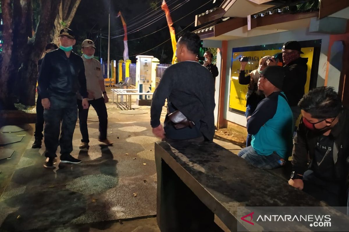 Wali Kota Jambi turun berpatroli pemberlakuan jam malam