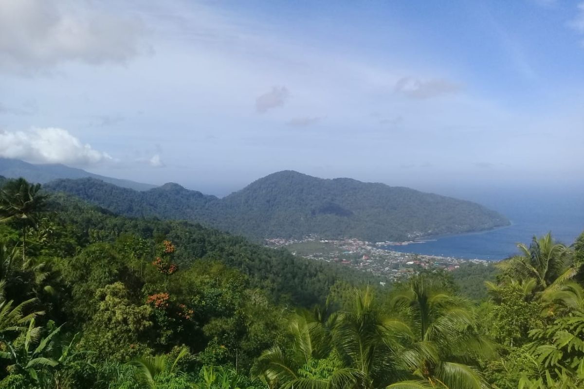 Bupati Kepulauan Sangihe temui petani di wilayah Tabukan