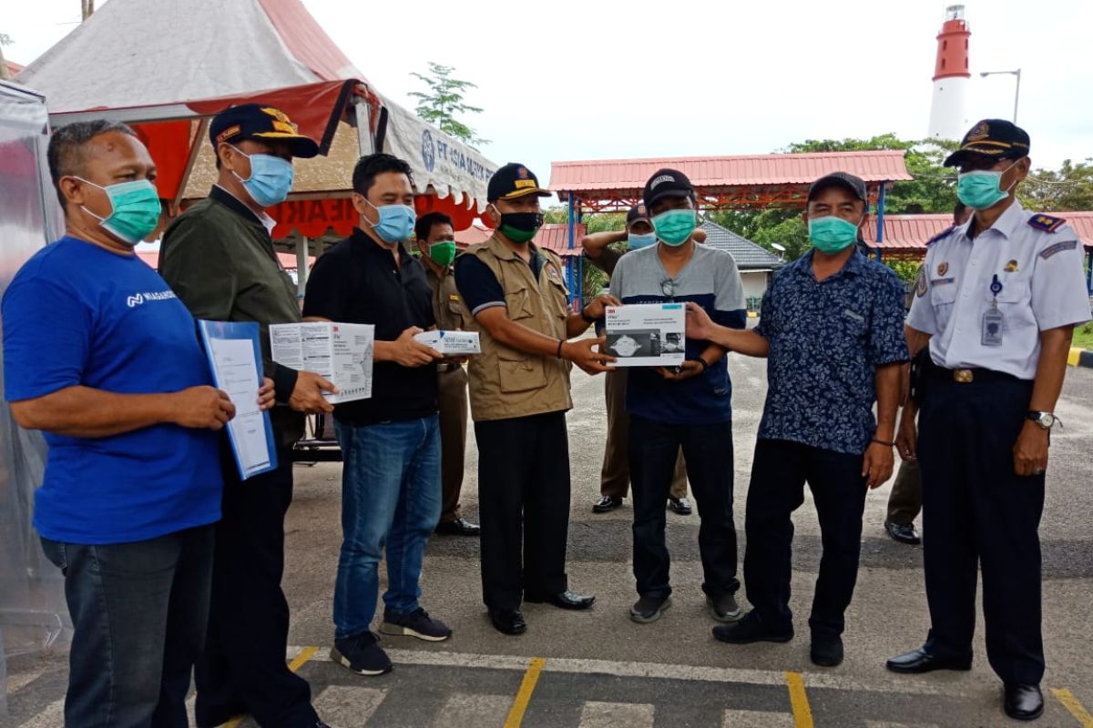 PT Timah salurkan bantuan masker ke posko Pelabuhan Tanjungkalian Mentok