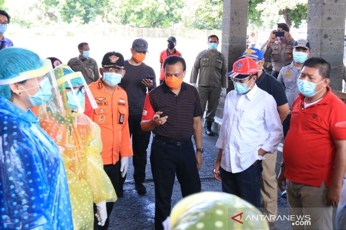 Sekda Bali tinjau penanganan pendatang di Pelabuhan Gilimanuk cegah COVID-19