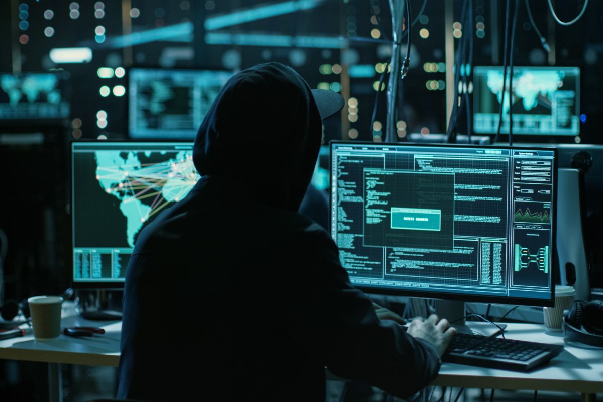 Twitter diretas, diduga hacker akses sistem internal