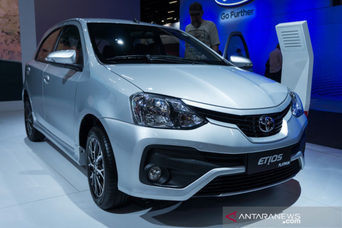 Toyota India akhiri produksi Etios dan Corolla Altis