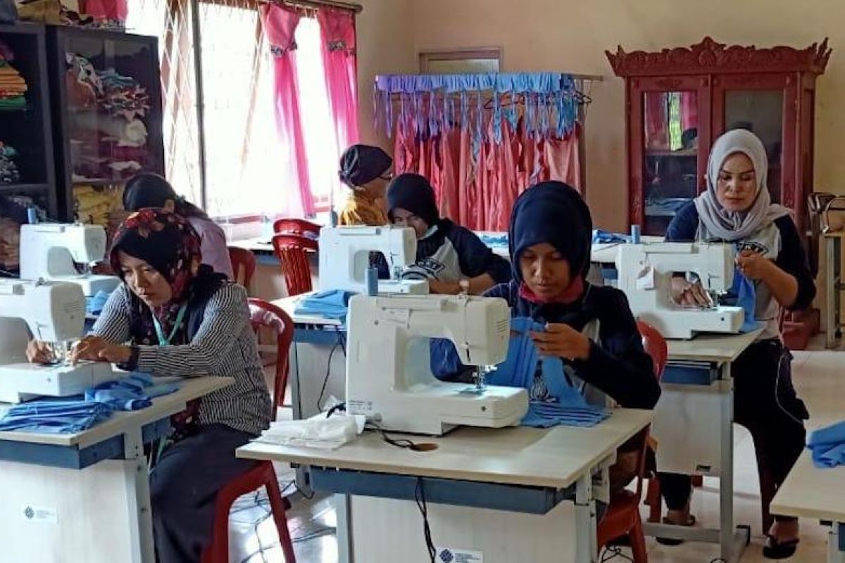 BLK dan Karang Taruna Kabupaten OKI produksi seribu masker perhari