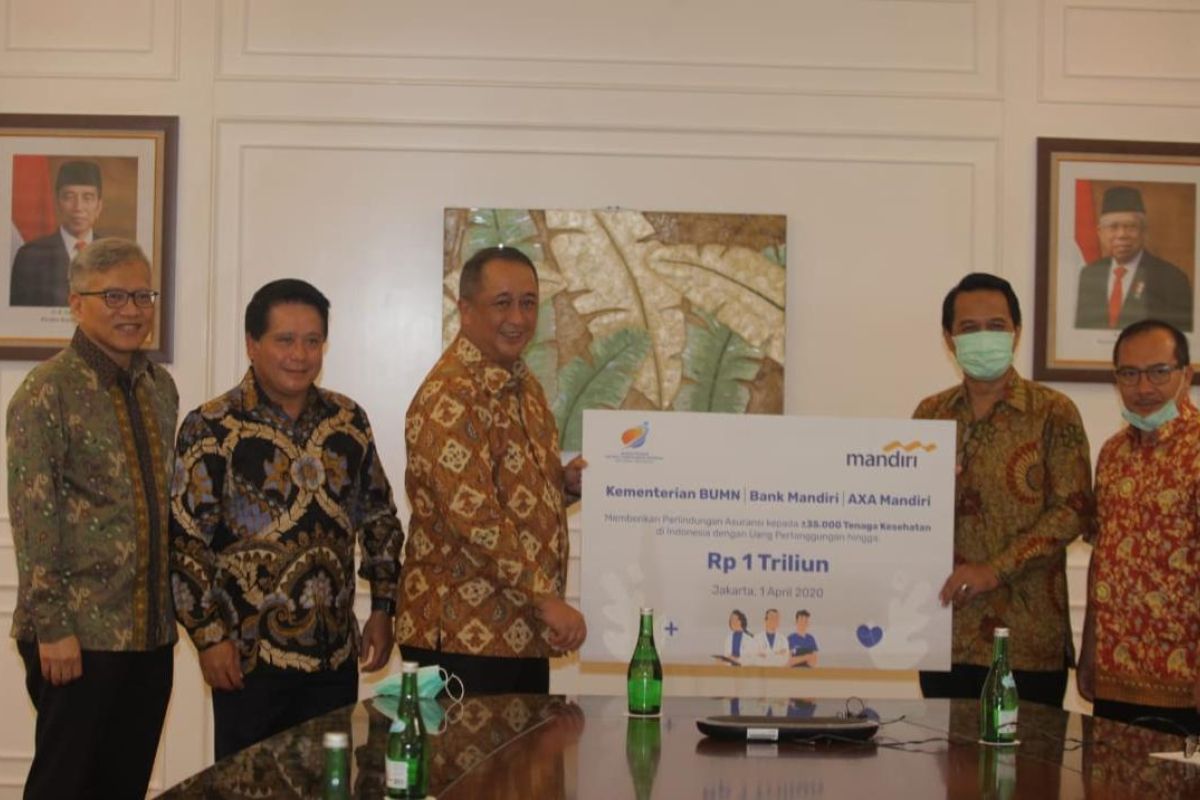 AXA Mandiri-Bank Mandiri sediakan proteksi jiwa 35 ribu tenaga kesehatan