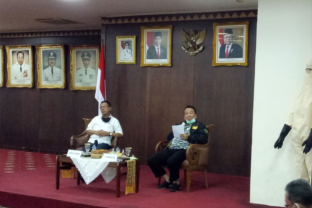 Gubernur Lampung larang ASN berkeliaran di luar kantor cegah COVID-19