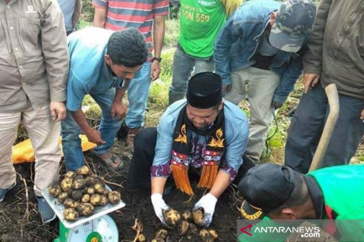 Bupati janji bantu modal menanam untuk ciptakan ketahanan pangan