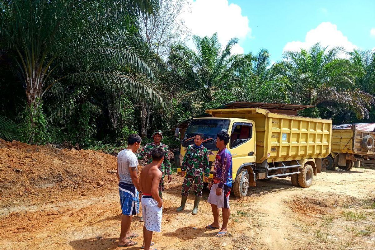 Praka Rahmad kumpulkan sopir, imbau tentang aturan berlalu lintas