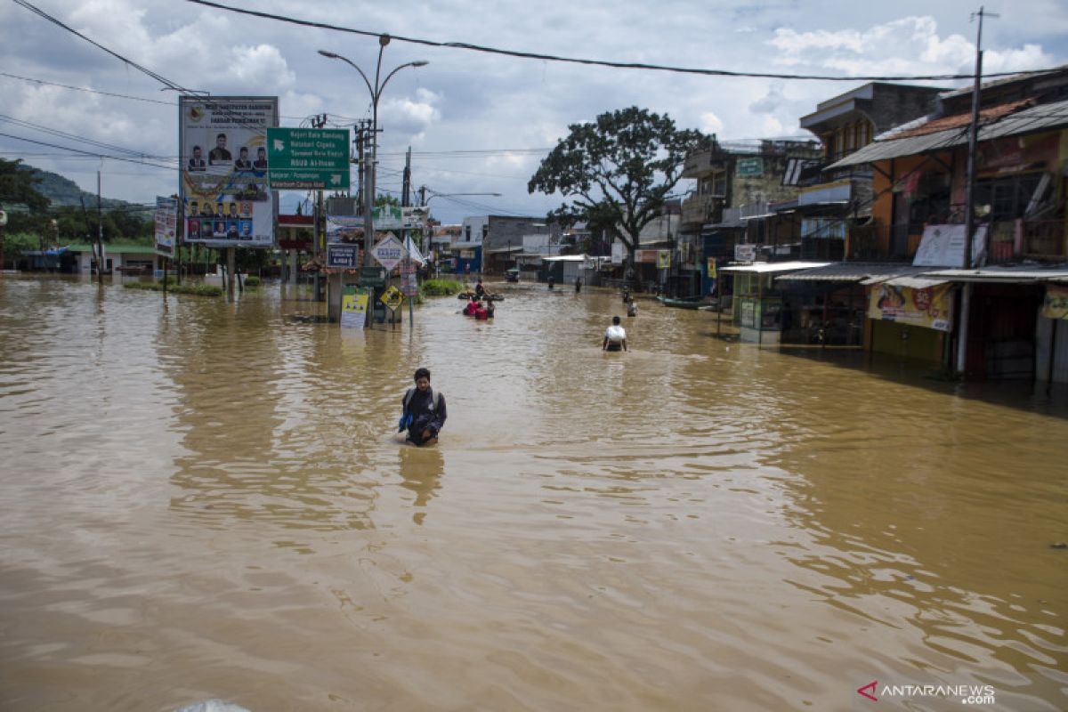 Floods affect 81,088 residents in five sub-districts of Bandung
