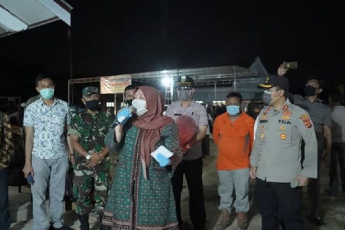 Bupati Muarojambi sambut 103 santri yang pulang dari Pesantren Lirboyo