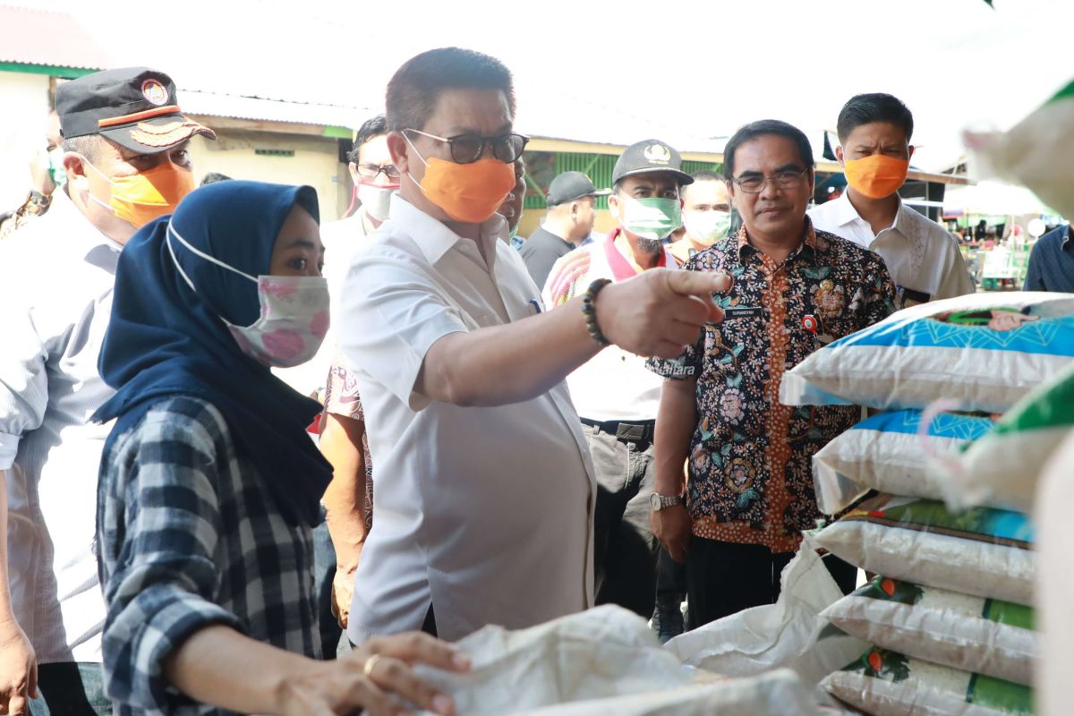 56 Ton Daging Beku Cukup sampai Idul Fitri