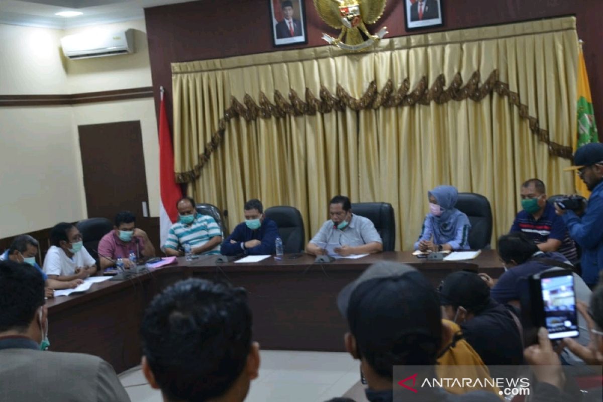 Kota Padangsidimpuan darurat COVID-19, Wali Kota: Warga jangan panik