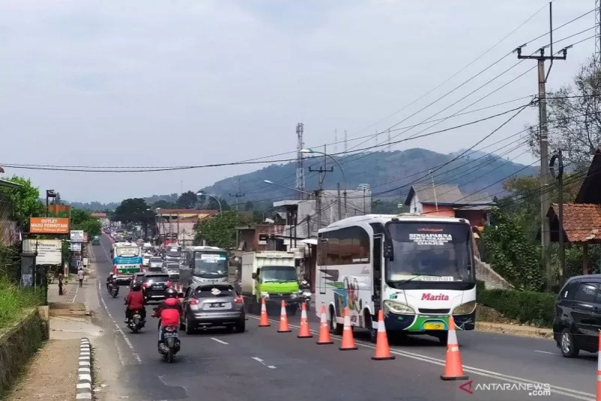 Kemarin, larangan mudik ASN hingga kekayaan Wagub DKI terpilih Ahmad Riza Patria