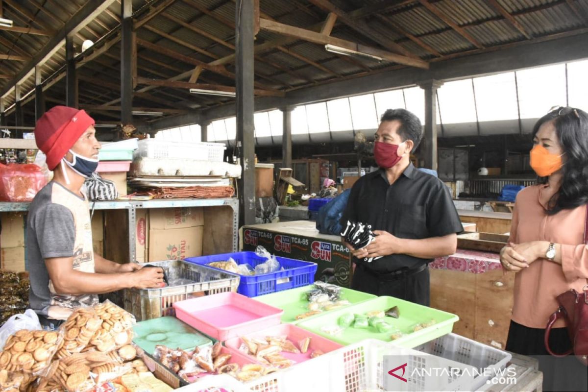 K3S Kota Denpasar bagikan masker ke sejumlah pasar