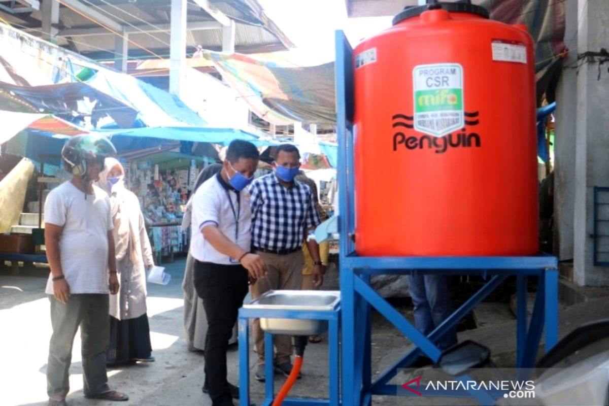 Mifa Bersaudara sebar alat pencuci tangan di Aceh Barat cegah COVID-19