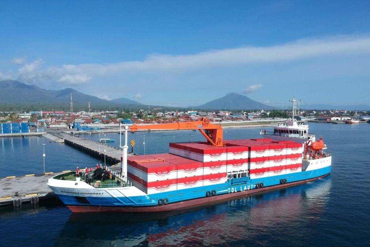 Kemenhub optimalkan tol laut saat pandemi COVID-19