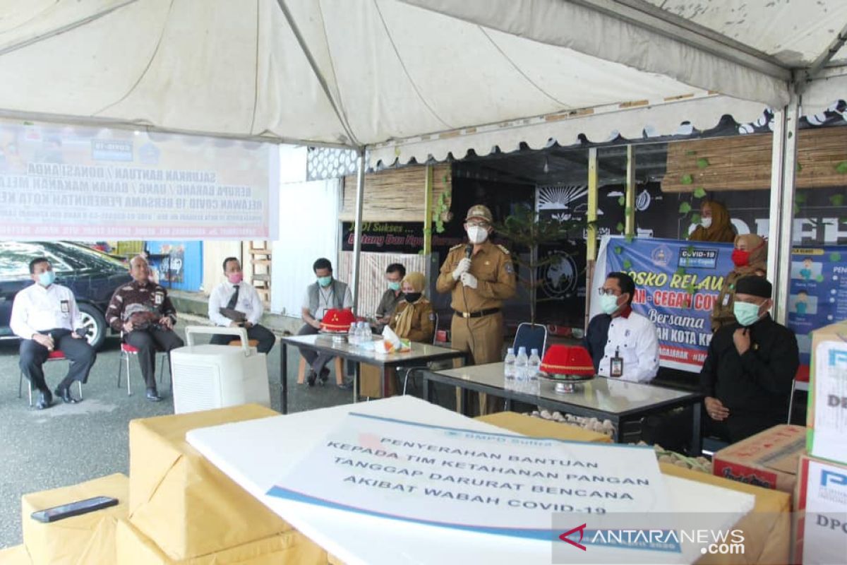 Darurat Corona, BMPD Sultra serahkan bantuan kemanusiaan ke Pemkot Kendari