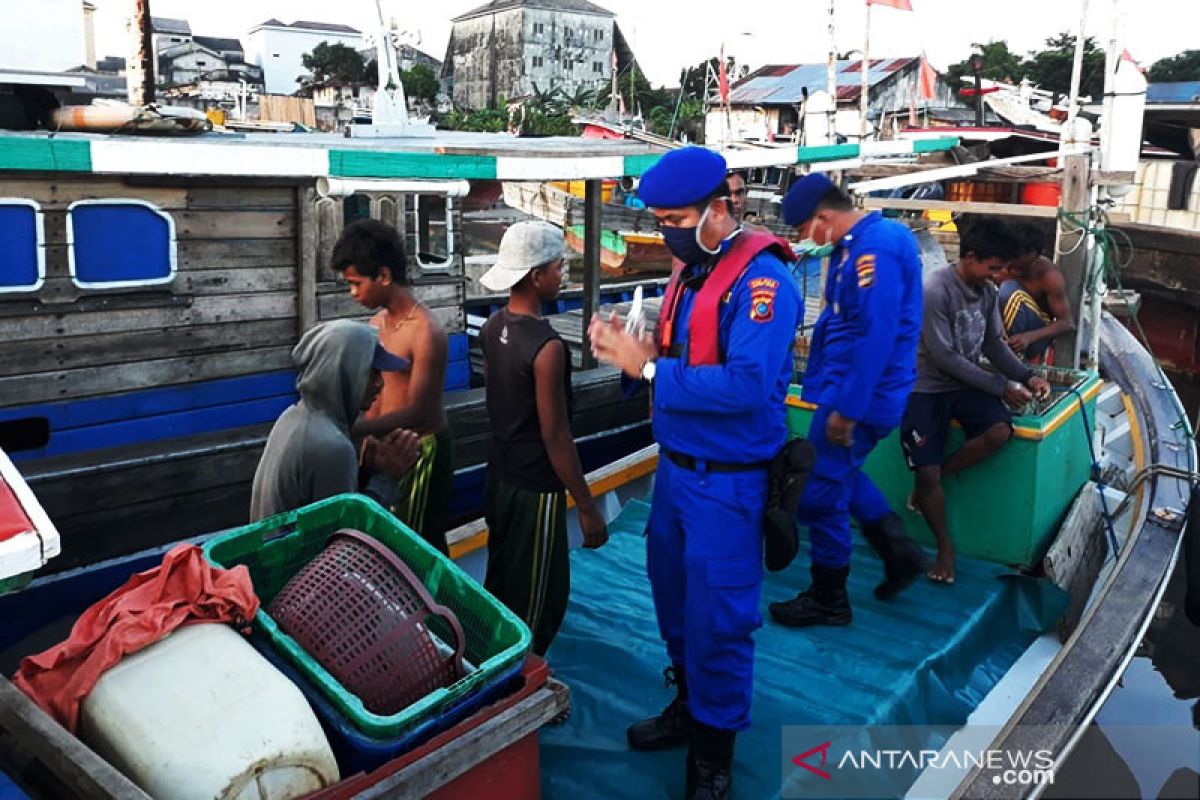 Jokowi minta kementerian perbanyak program padat karya tunai