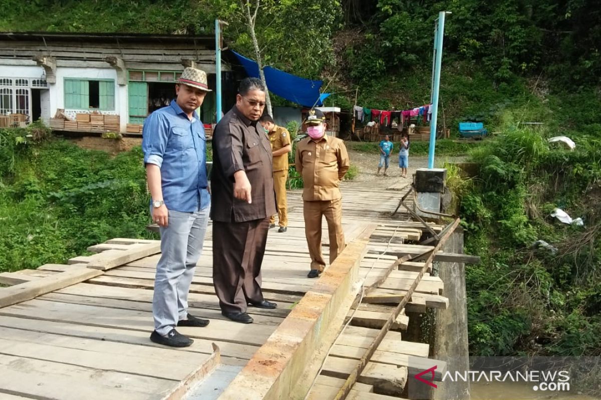 Akses 1.500 warga terganggu, DPRD Limapuluh Kota desak perbaikan jembatan rusak di Nagari Pandam Gadang