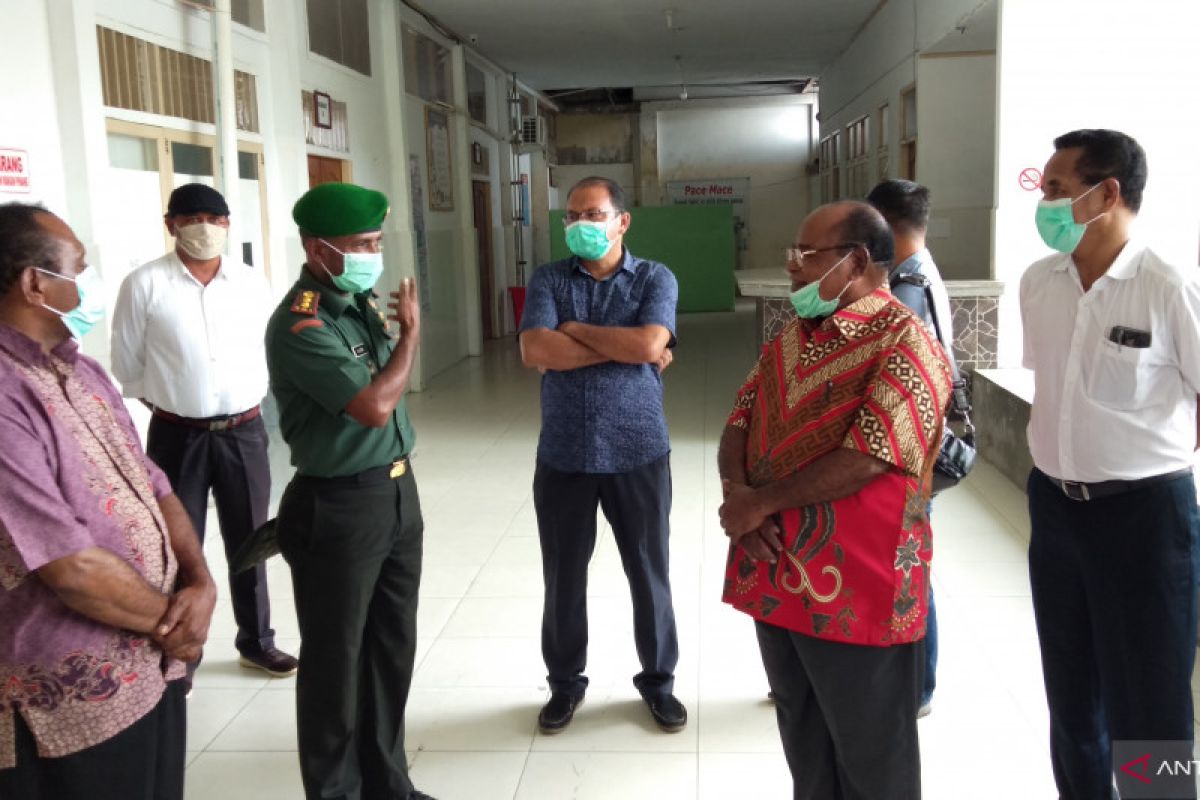 Ruang pasien Corona di gedung bekas RSUD kabupaten Sorong dipindahkan