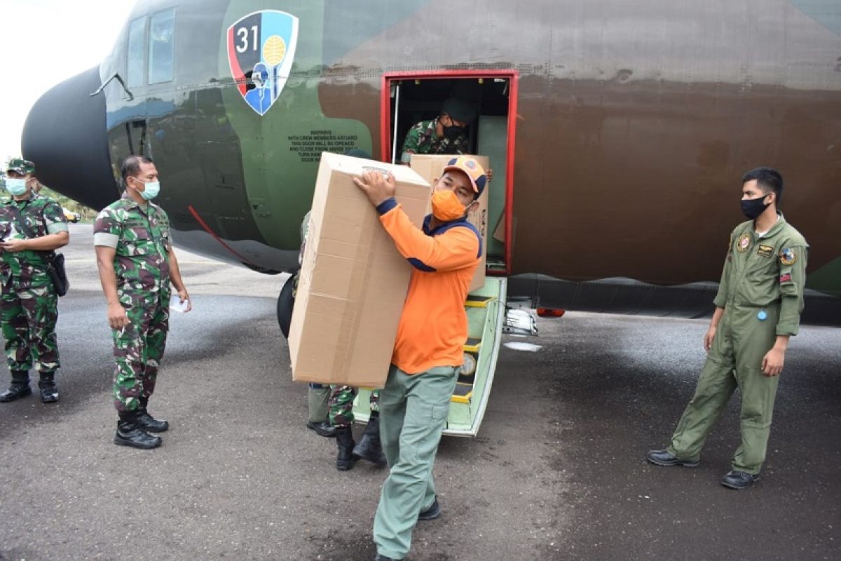 Pengangkutan bantuan dengan Hercules TNI-AU untuk pastikan lebih cepat